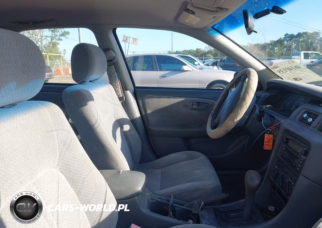 2001 Toyota Camry Le VIN:JT2BG22K210598620 - 5