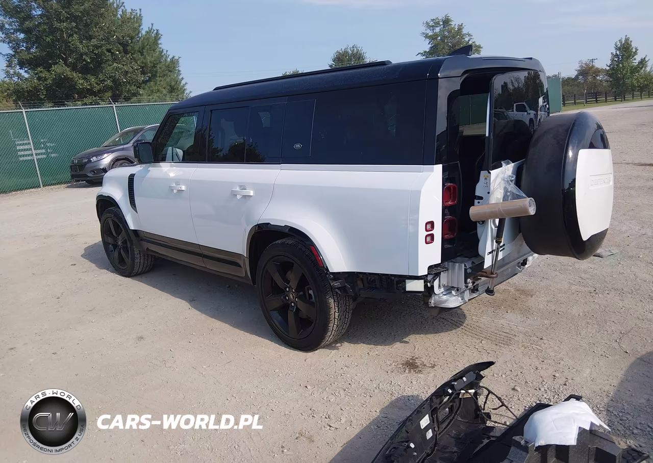 2023 Land Rover Defender 130 X-Dynamic Se VIN:SALE2FEUXP2206304 - 3