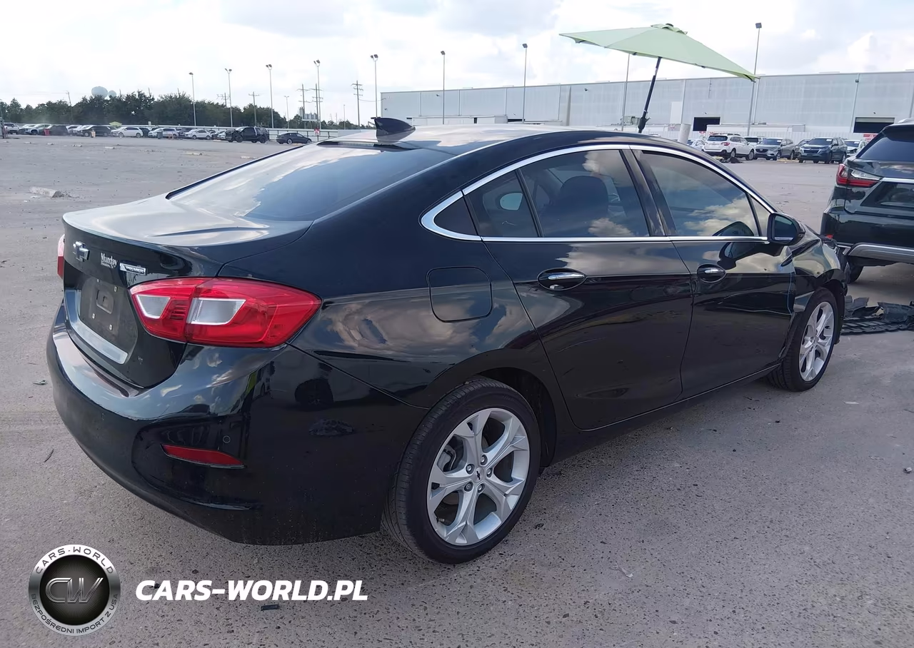 2016 Chevrolet Cruze Premier Auto VIN:1G1BG5SM3G7281271 - 4