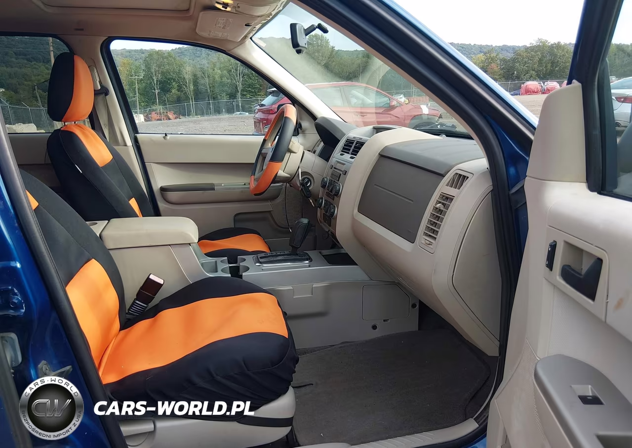 2008 Ford Escape Xlt VIN:1FMCU93118KB34893 - 5
