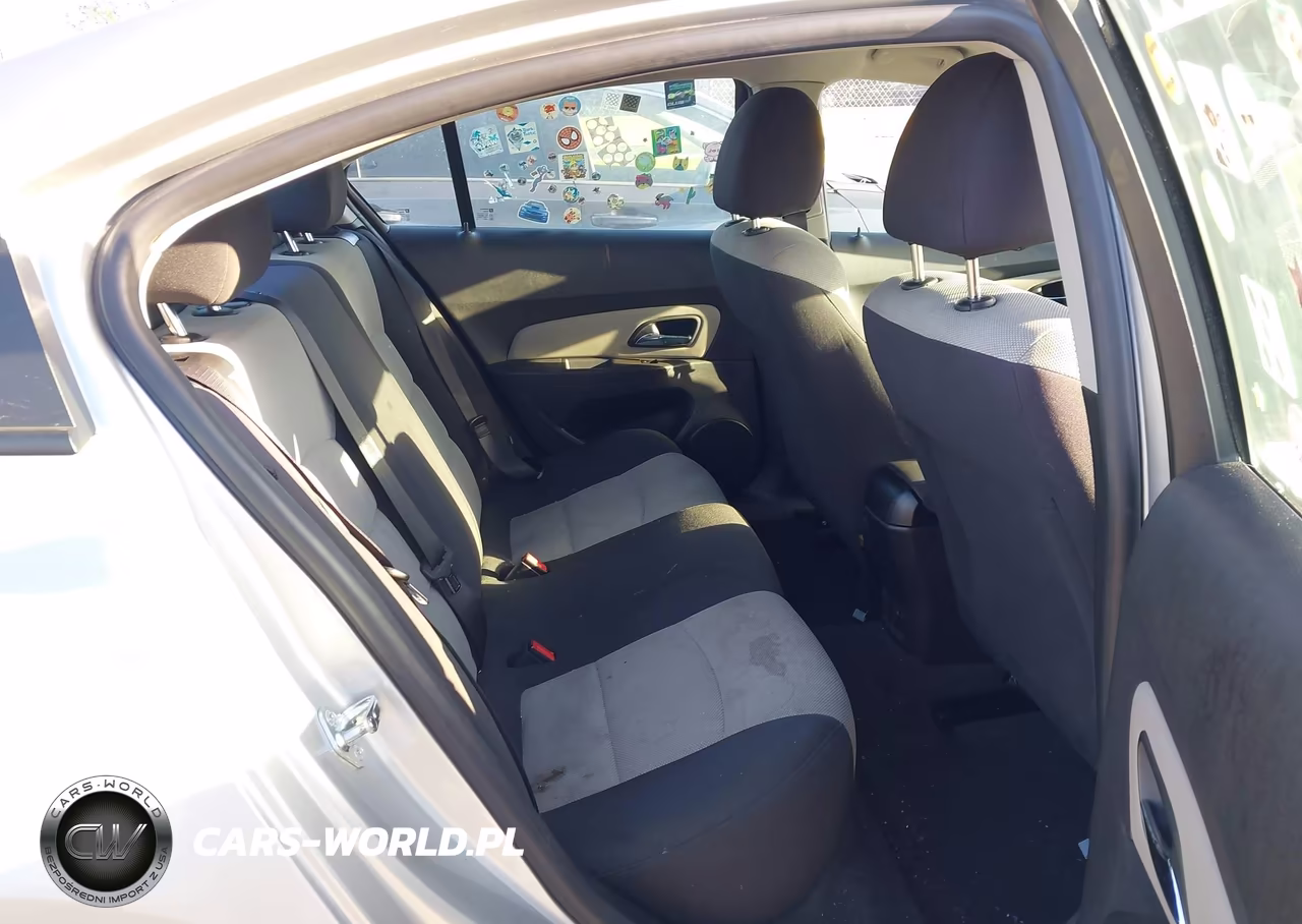 2015 Chevrolet Cruze Ls Auto VIN:1G1PA5SG2F7258841 - 8
