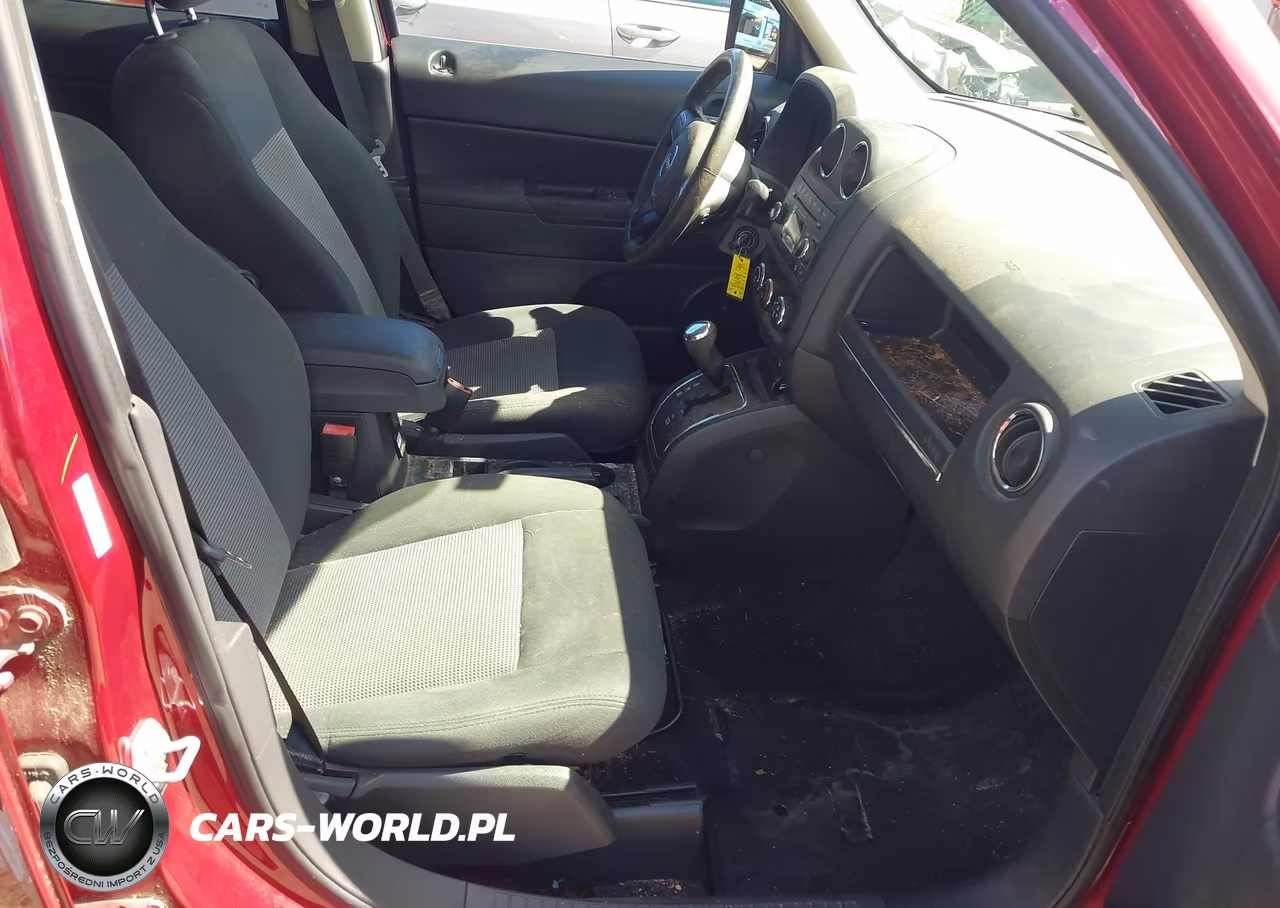 2015 Jeep Patriot Latitude VIN:1C4NJRFB0FD214438 - 5