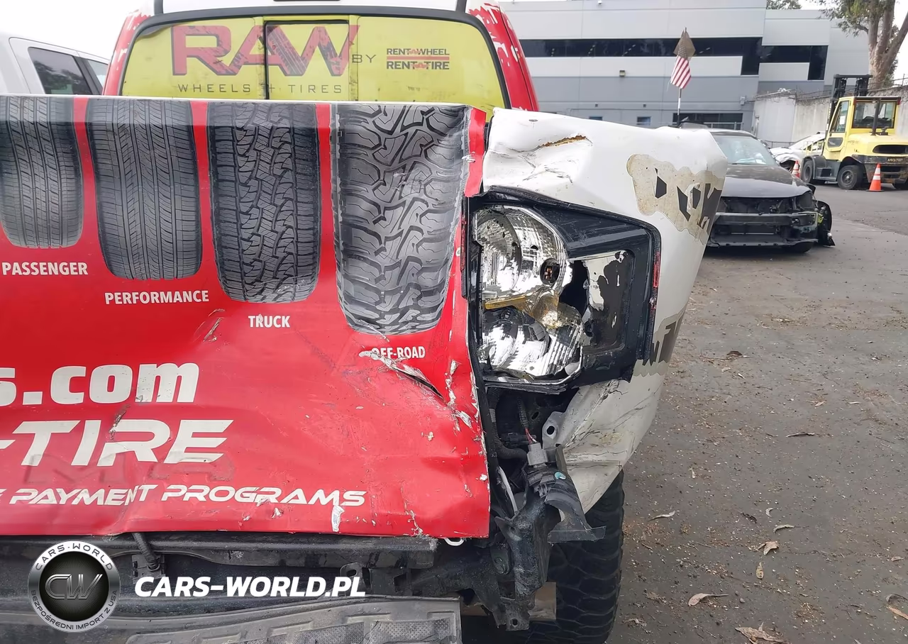 2022 Toyota Tacoma Sr VIN:3TYRX5GN9NT067089 - 19