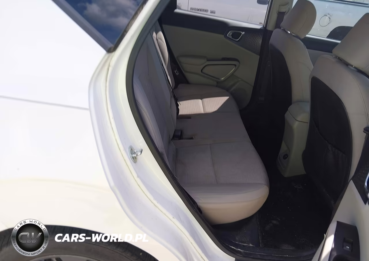 2020 Kia Soul Ex VIN:KNDJ33AU6L7718212 - 8