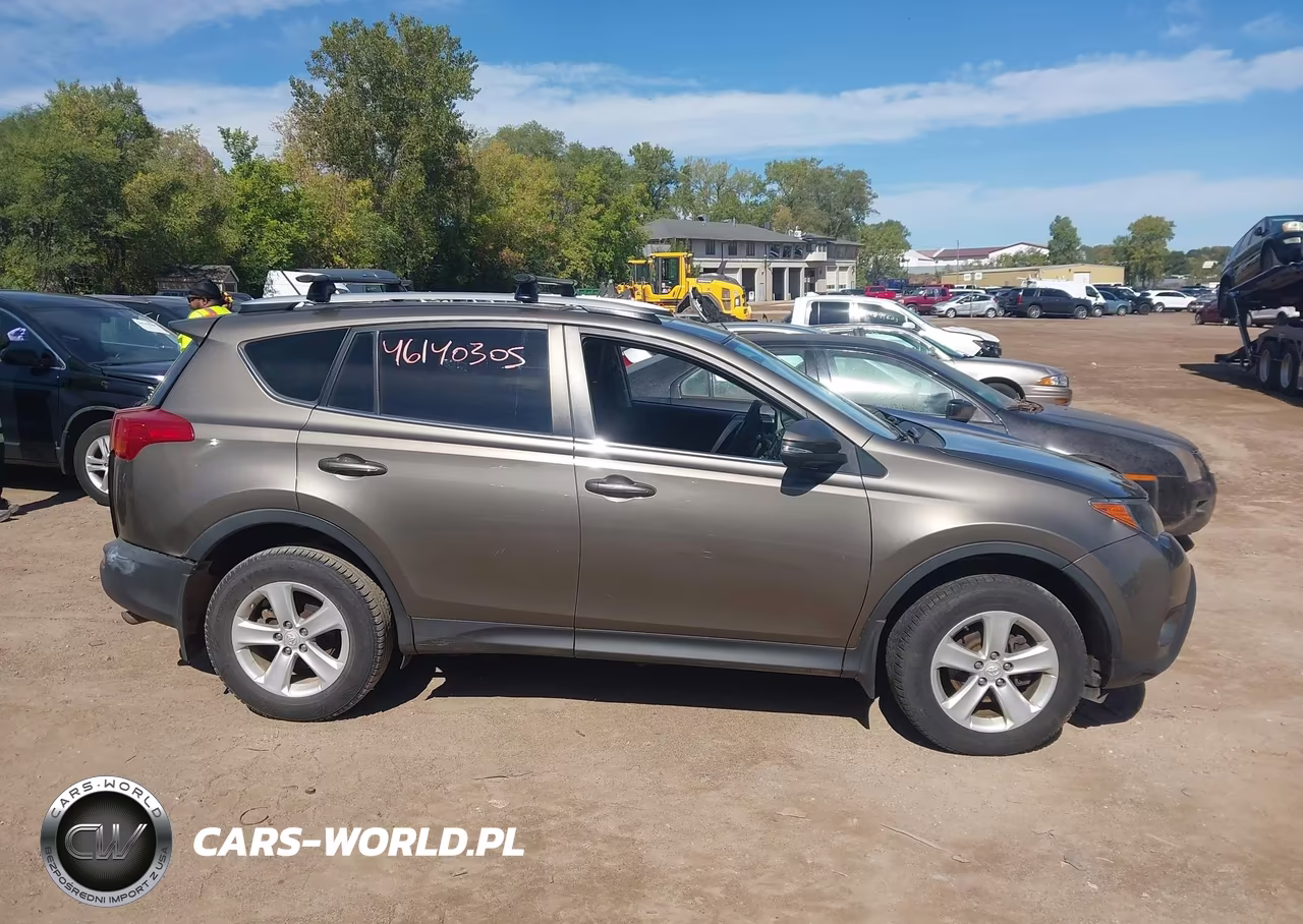 2013 Toyota Rav4 Xle VIN:JTMRFREV0D5017310 - 13