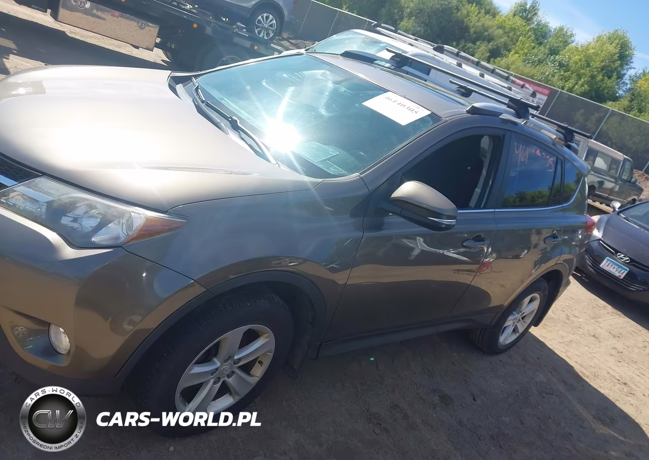 2013 Toyota Rav4 Xle VIN:JTMRFREV0D5017310 - 14