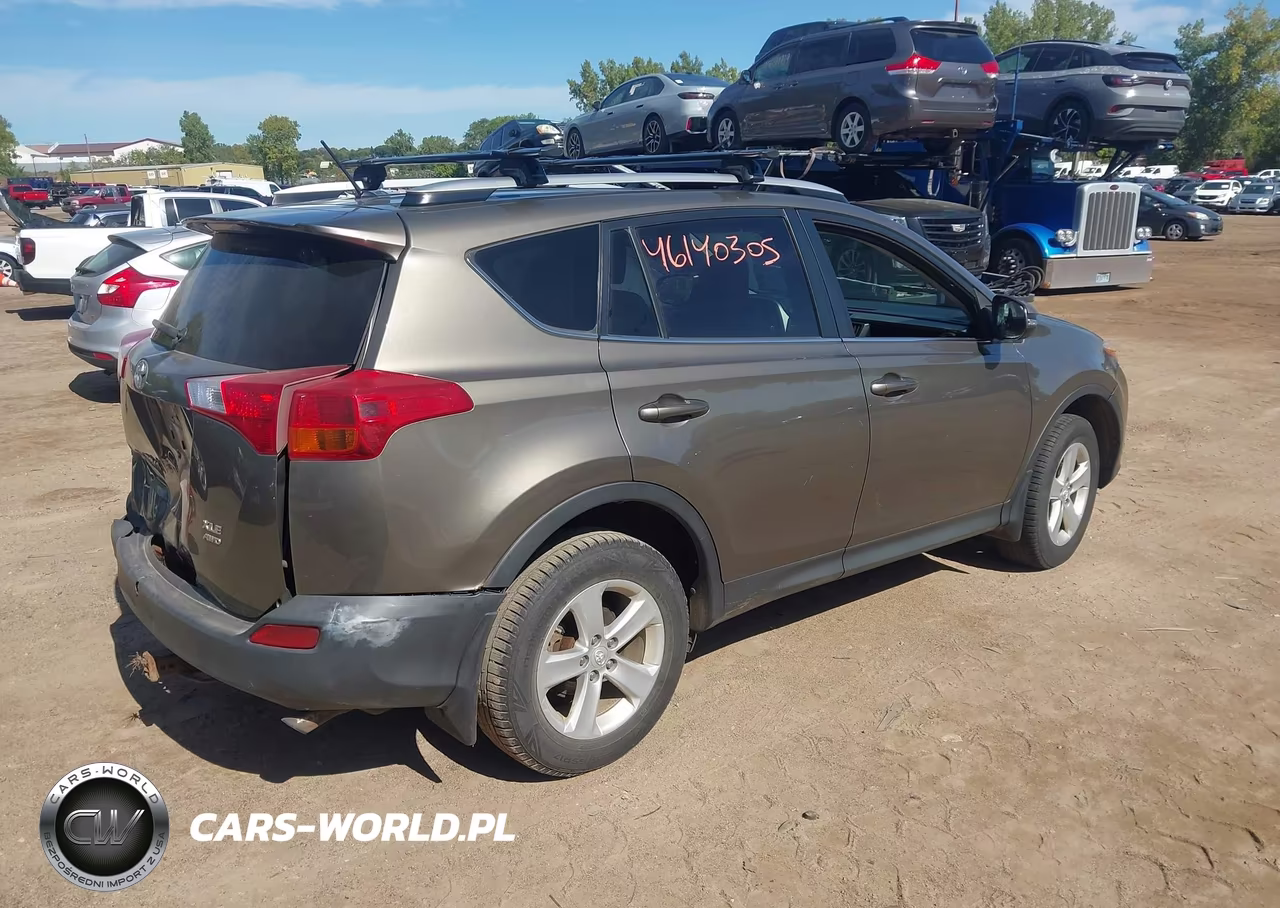2013 Toyota Rav4 Xle VIN:JTMRFREV0D5017310 - 4