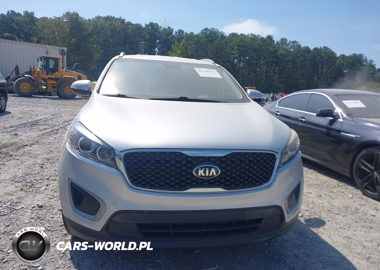 2018 Kia Sorento 3.3L Lx VIN:5XYPG4A51JG388766 - 6