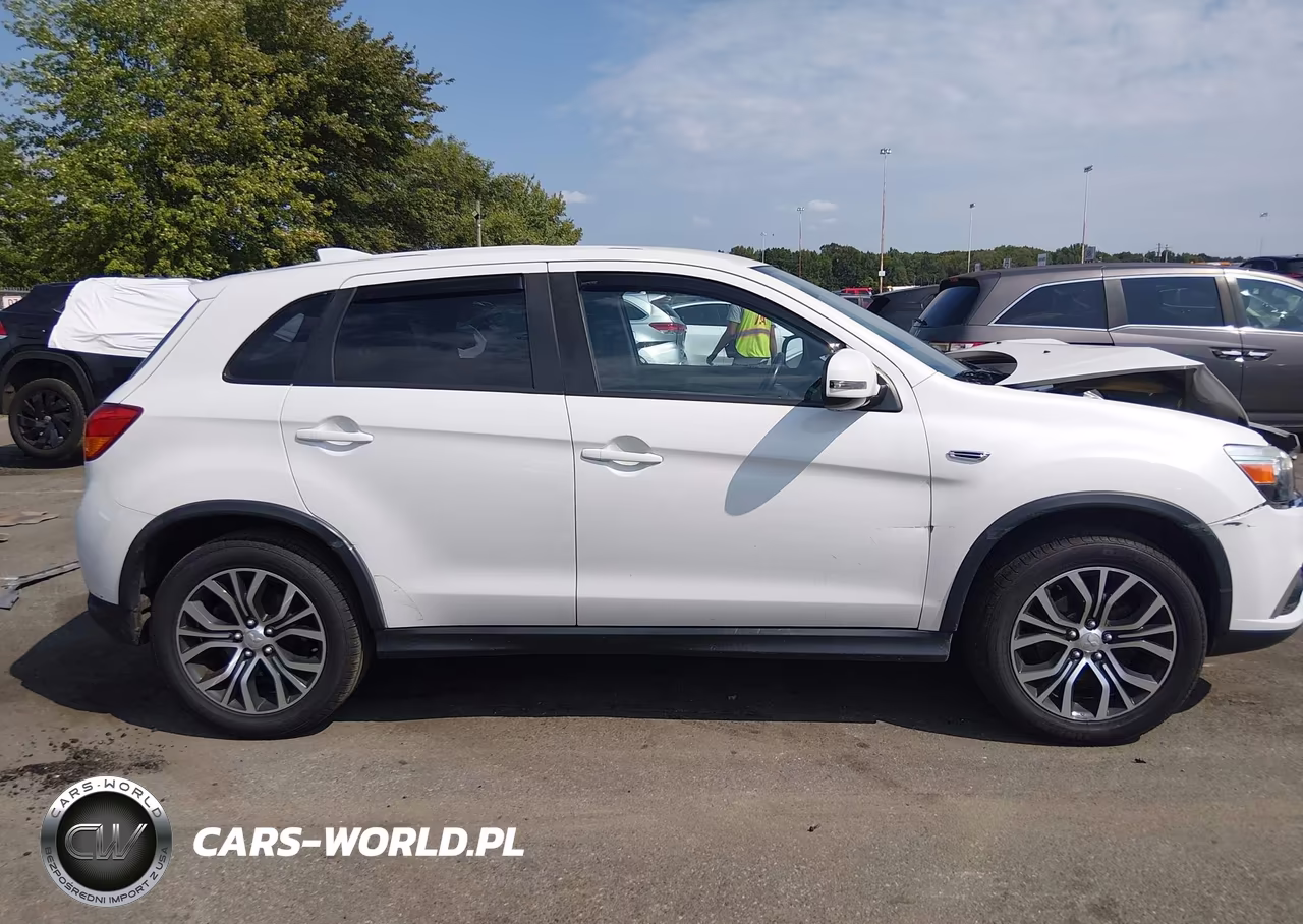 2017 Mitsubishi Outlander Sport 2.0 Le VIN:JA4AR3AU7HZ058671 - 13