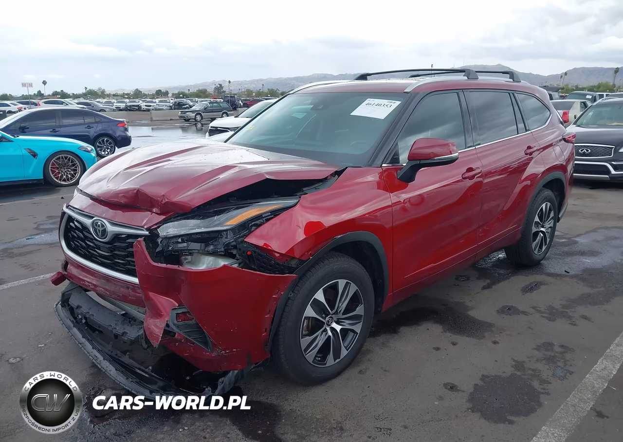 2021 Toyota Highlander Xle VIN:5TDHZRAH5MS083168 - 2