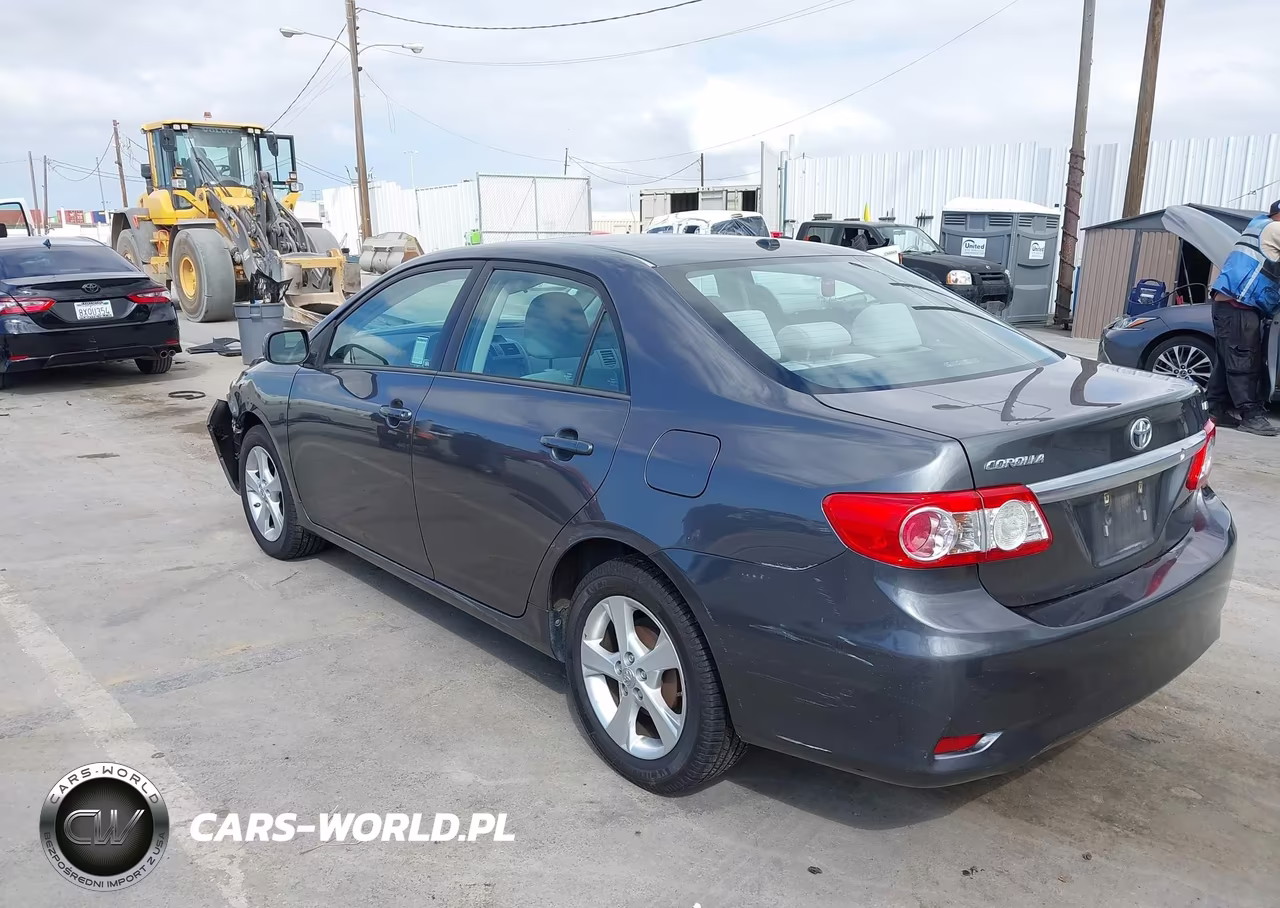 2012 Toyota Corolla Le VIN:2T1BU4EE5CC819640 - 3