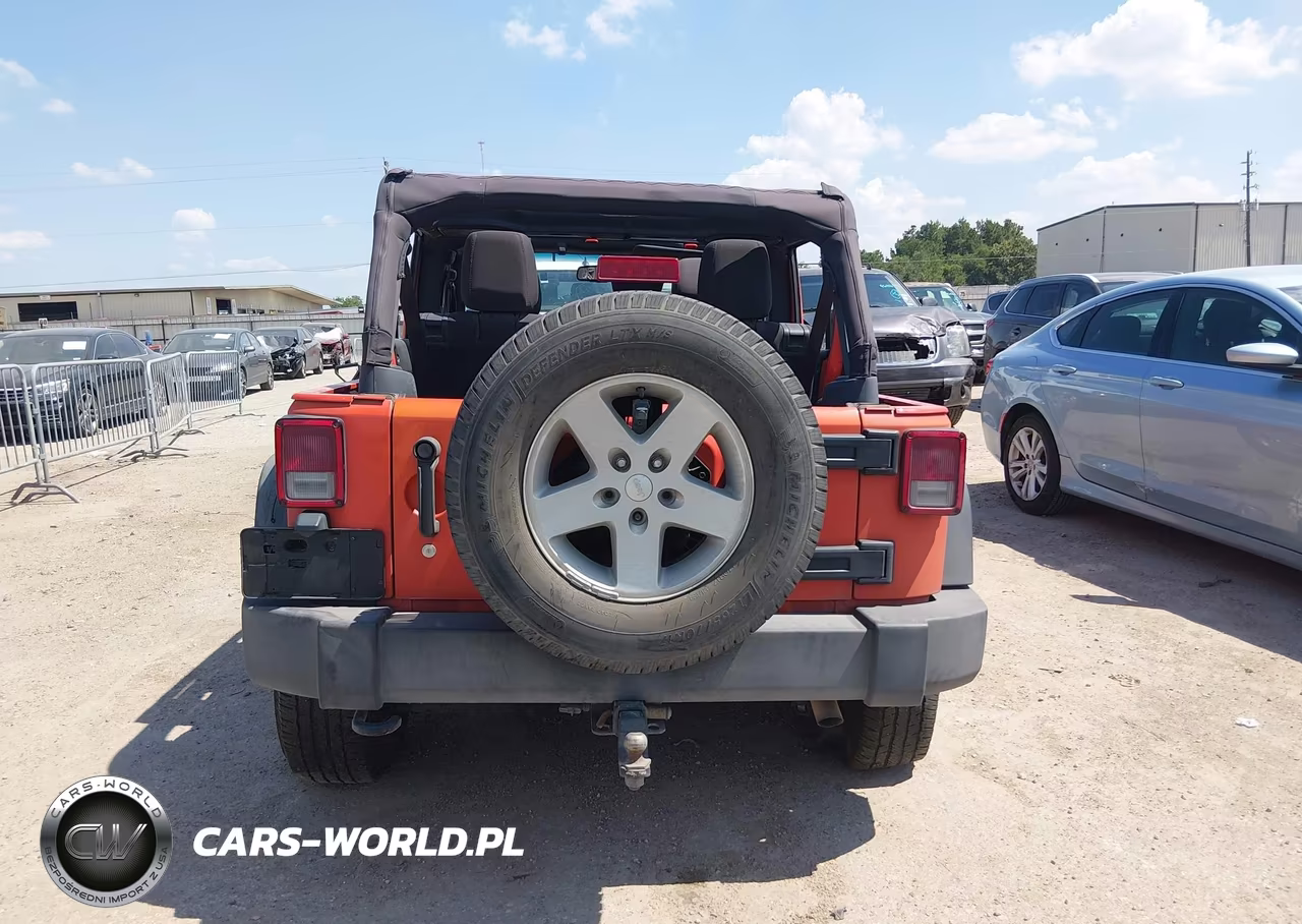 2015 Jeep Wrangler Unlimited Sport VIN:1C4BJWDG6FL729918 - 16