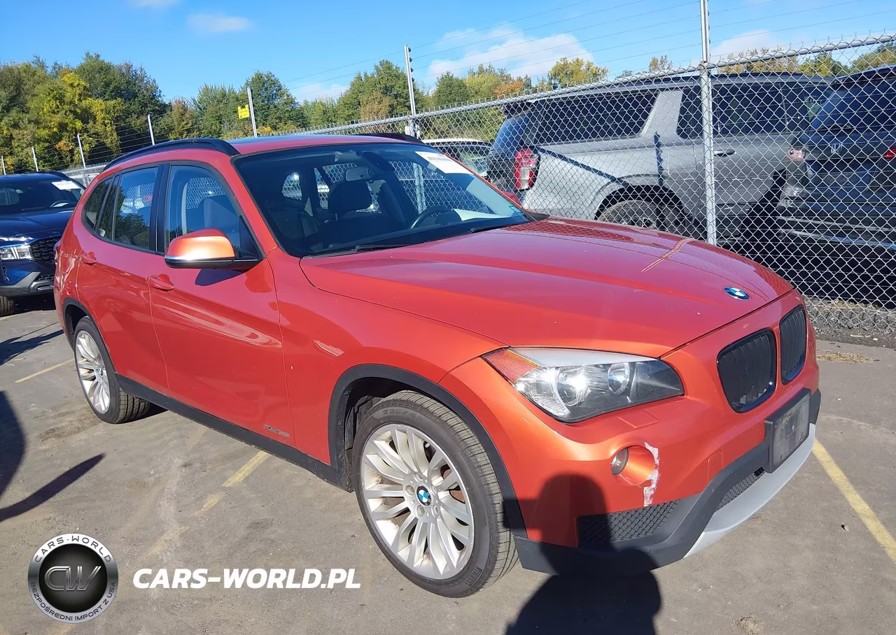 2014 BMW X1 xDrive28I VIN:WBAVL1C58EVY16360 - 1