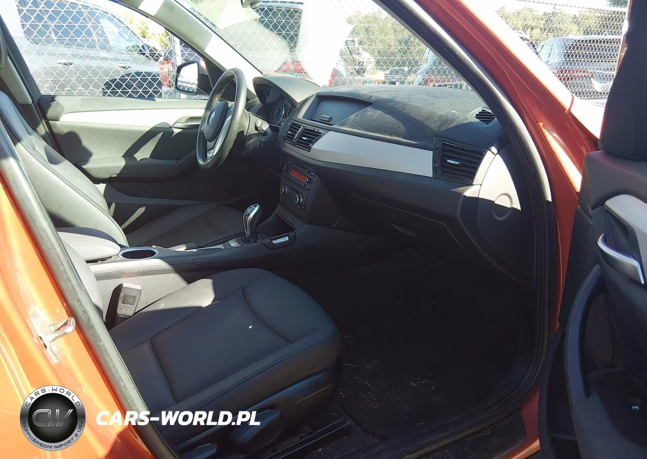 2014 BMW X1 xDrive28I VIN:WBAVL1C58EVY16360 - 5