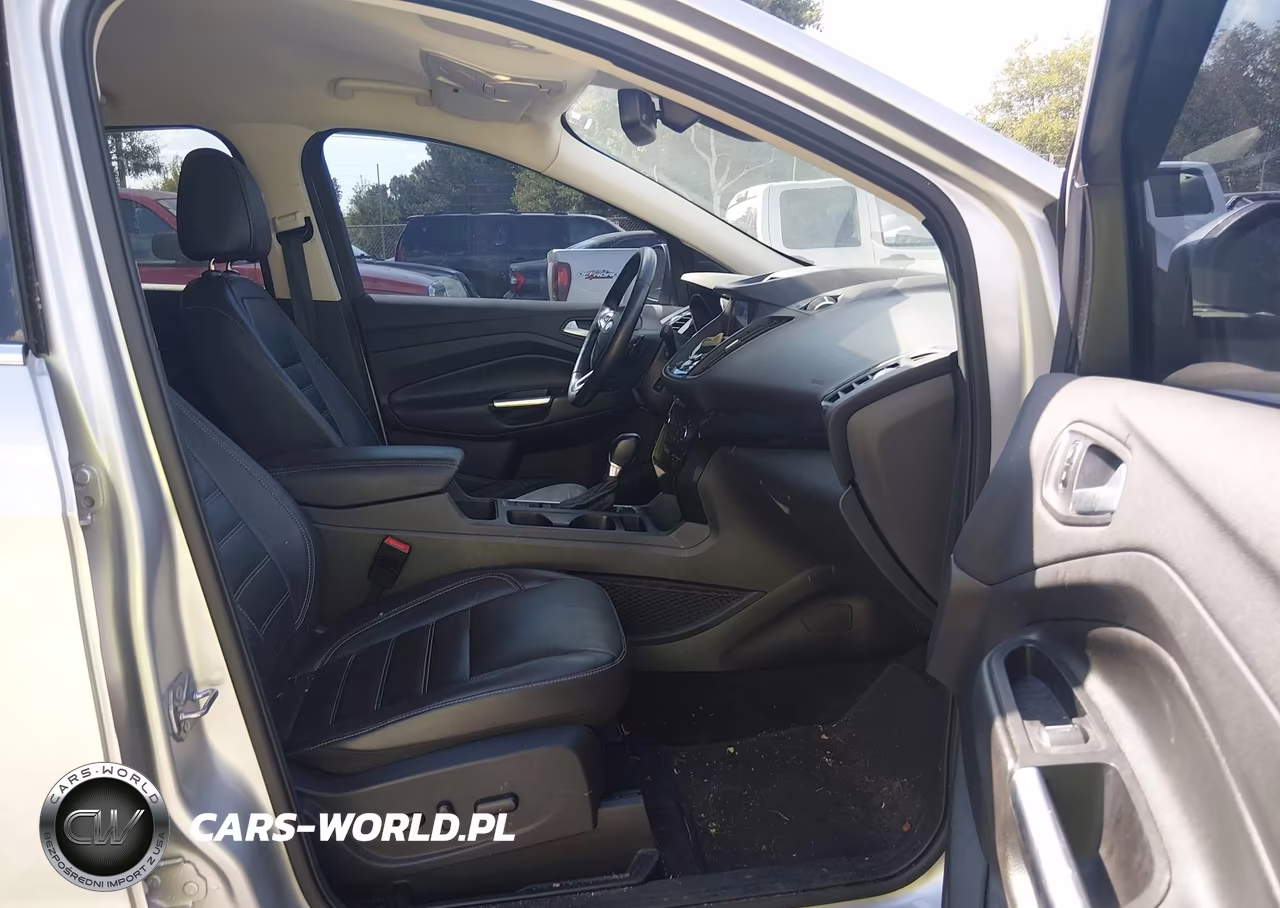 2017 Ford Escape Titanium VIN:1FMCU0JD1HUD72465 - 5
