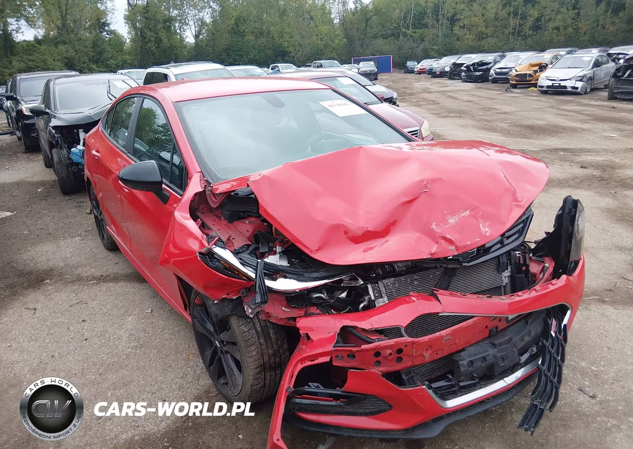 2018 Chevrolet Cruze Lt Auto VIN:1G1BE5SM0J7147881 - 1