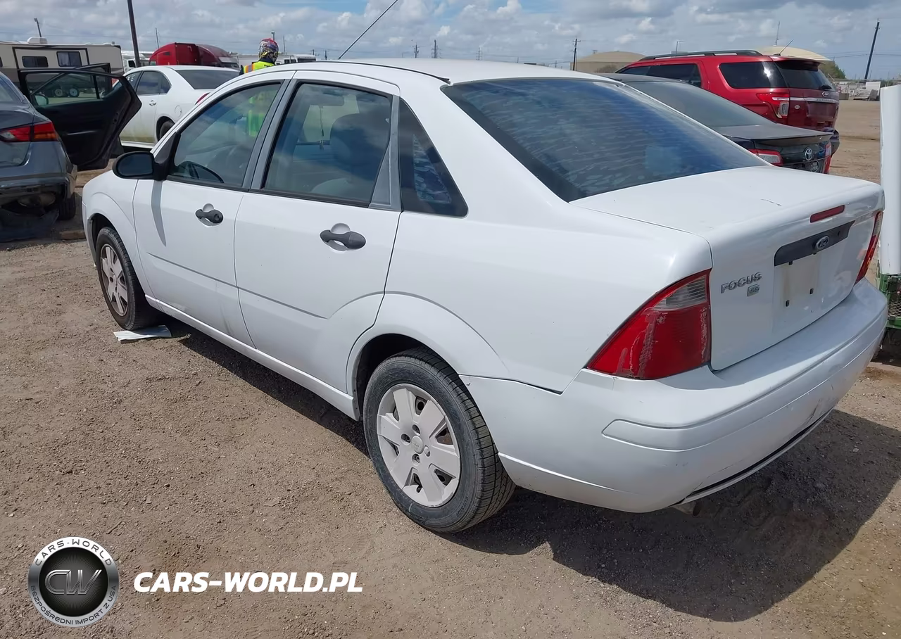 2007 Ford Focus S-Se-Ses VIN:1FAFP34N67W262776 - 3
