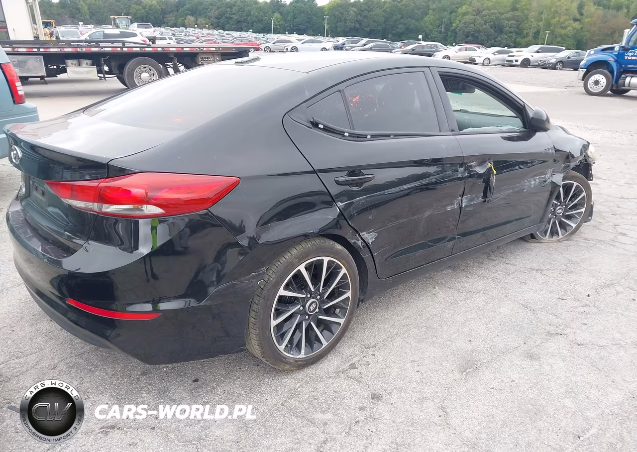 2017 Hyundai Elantra Se VIN:5NPD84LF0HH035816 - 4