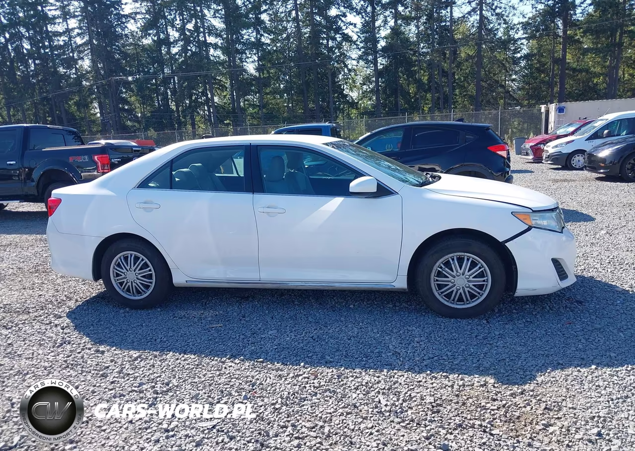 2013 Toyota Camry Le VIN:4T4BF1FK7DR276830 - 13