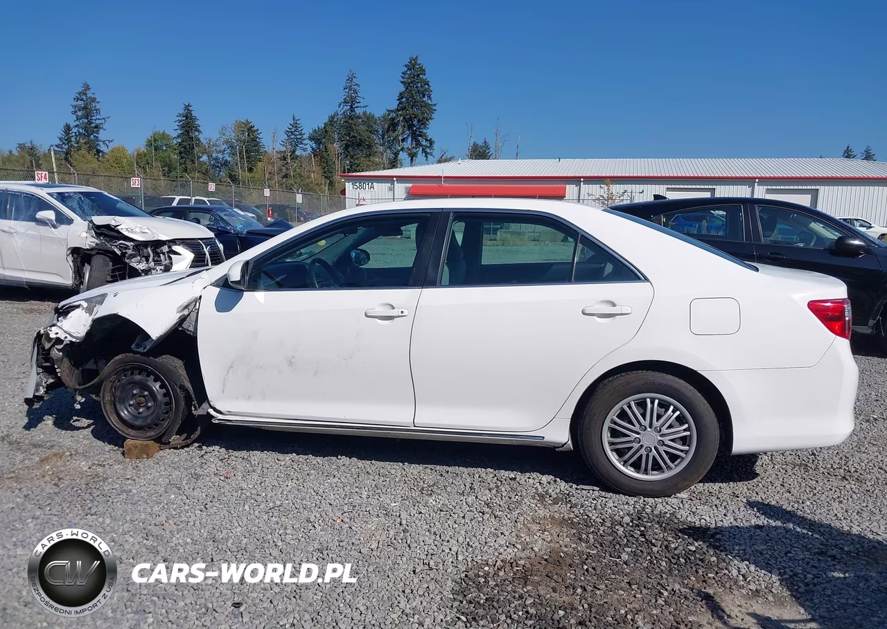 2013 Toyota Camry Le VIN:4T4BF1FK7DR276830 - 14