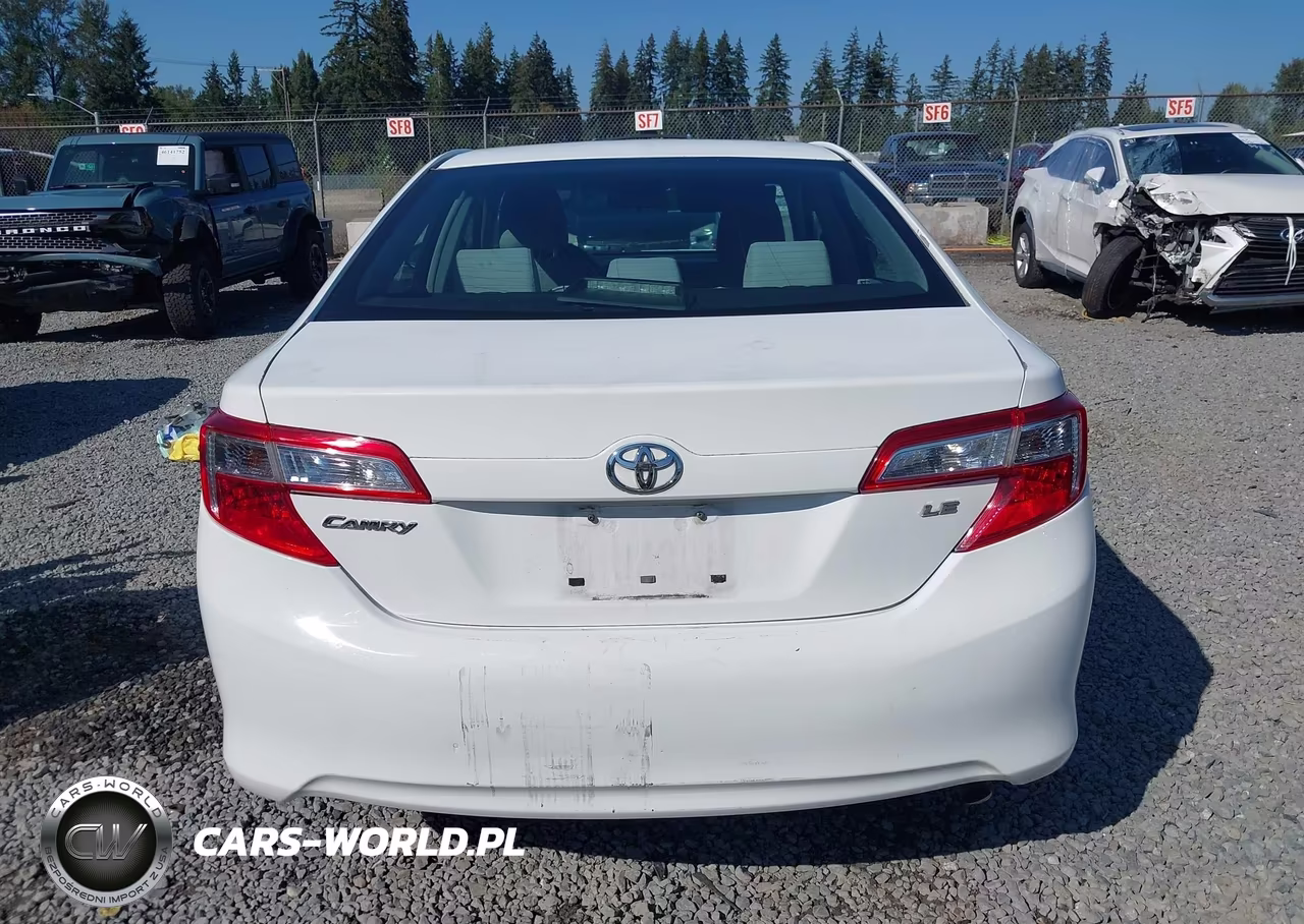 2013 Toyota Camry Le VIN:4T4BF1FK7DR276830 - 16