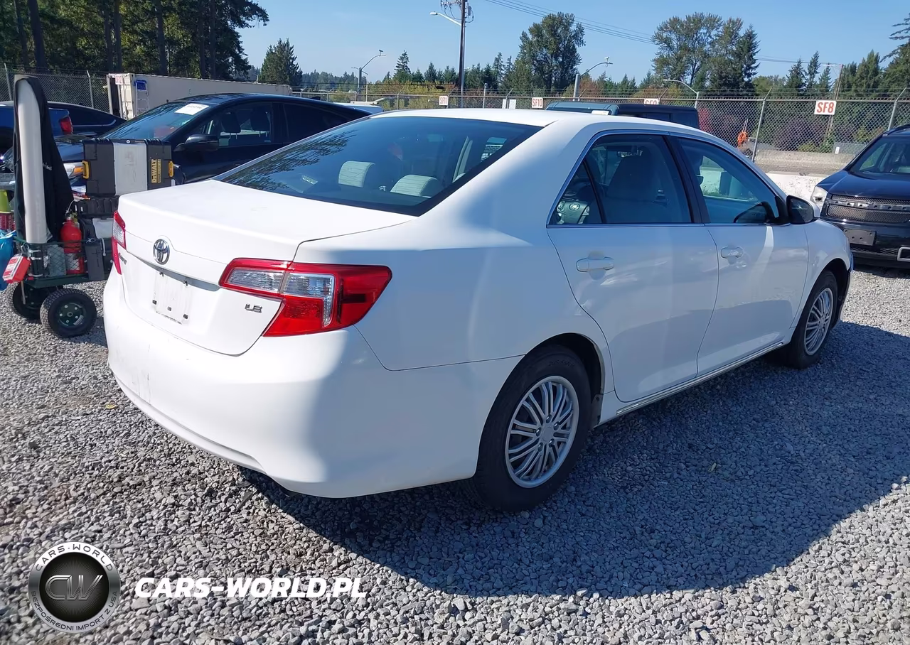 2013 Toyota Camry Le VIN:4T4BF1FK7DR276830 - 4