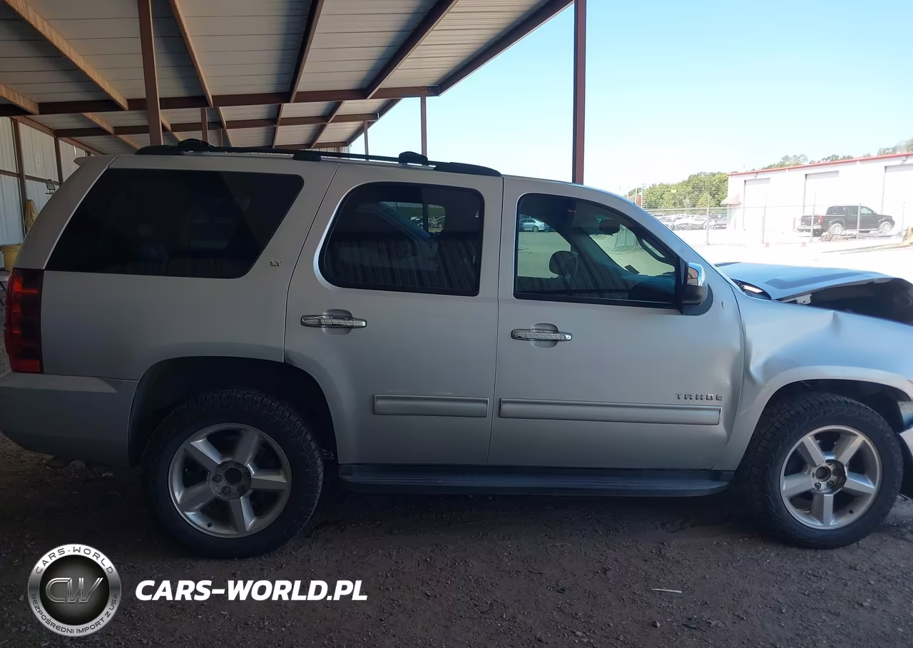 2010 Chevrolet Tahoe Lt VIN:1GNUCBE06AR189657 - 13