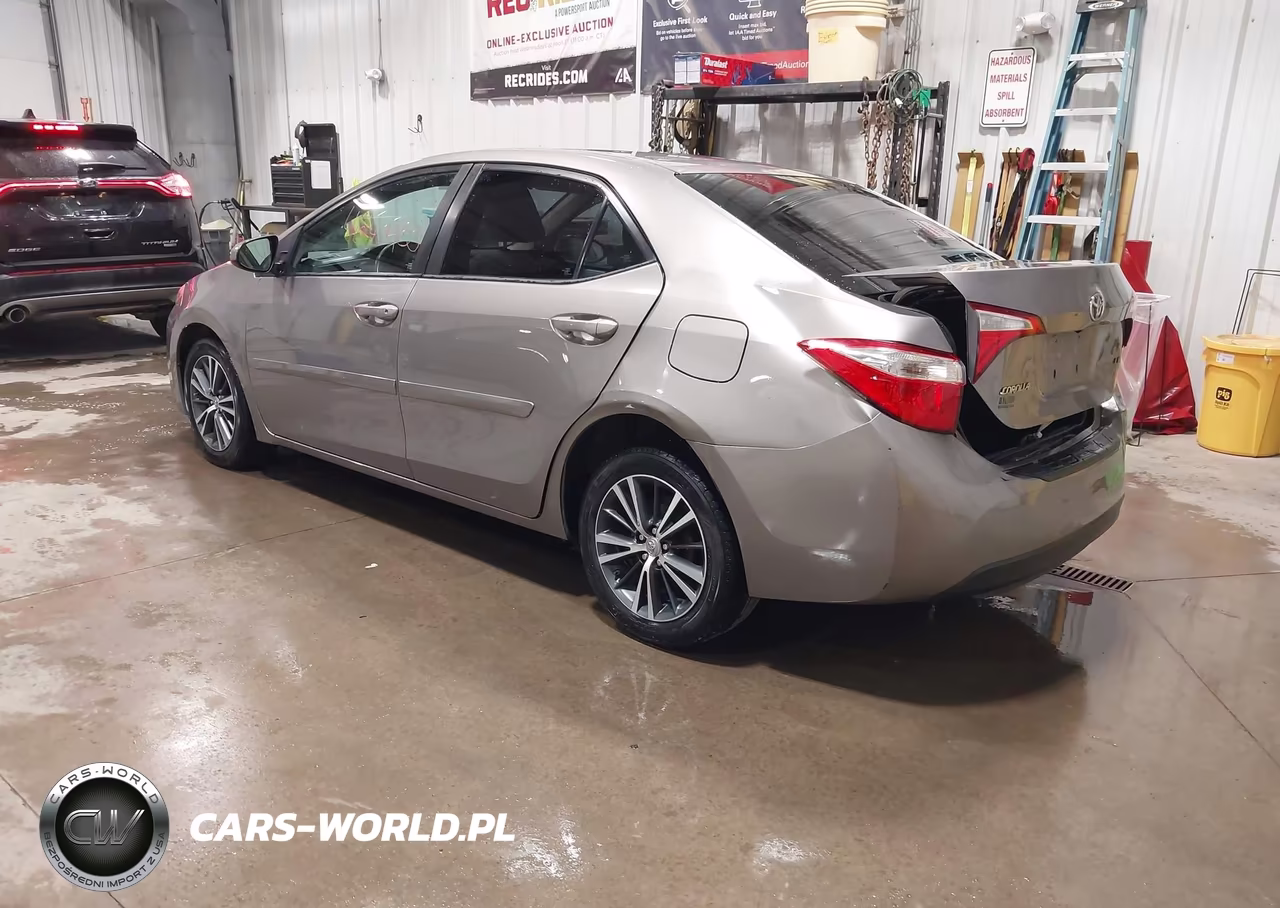 2016 Toyota Corolla Le Plus VIN:2T1BURHE4GC729684 - 3