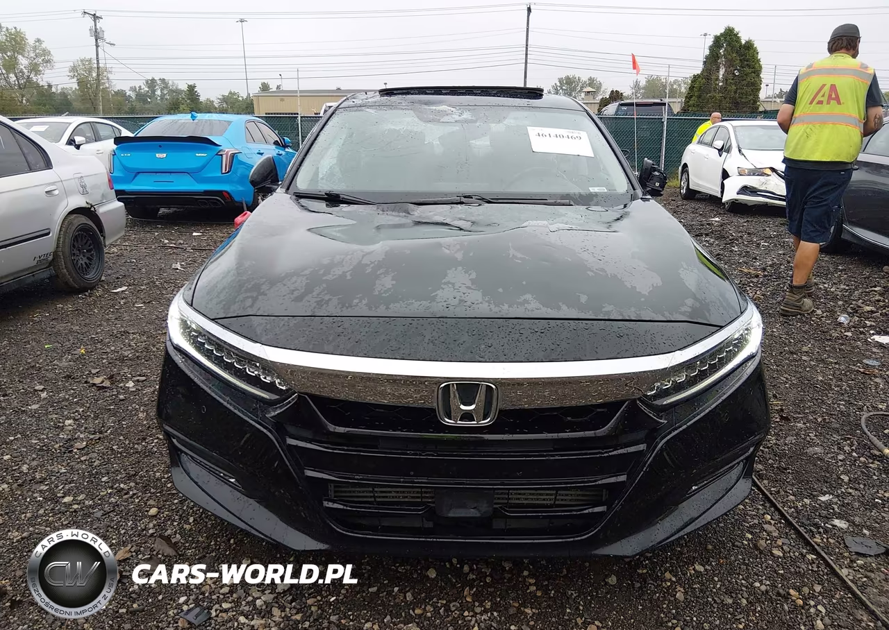 2018 Honda Accord Touring VIN:1HGCV1F92JA080313 - 12