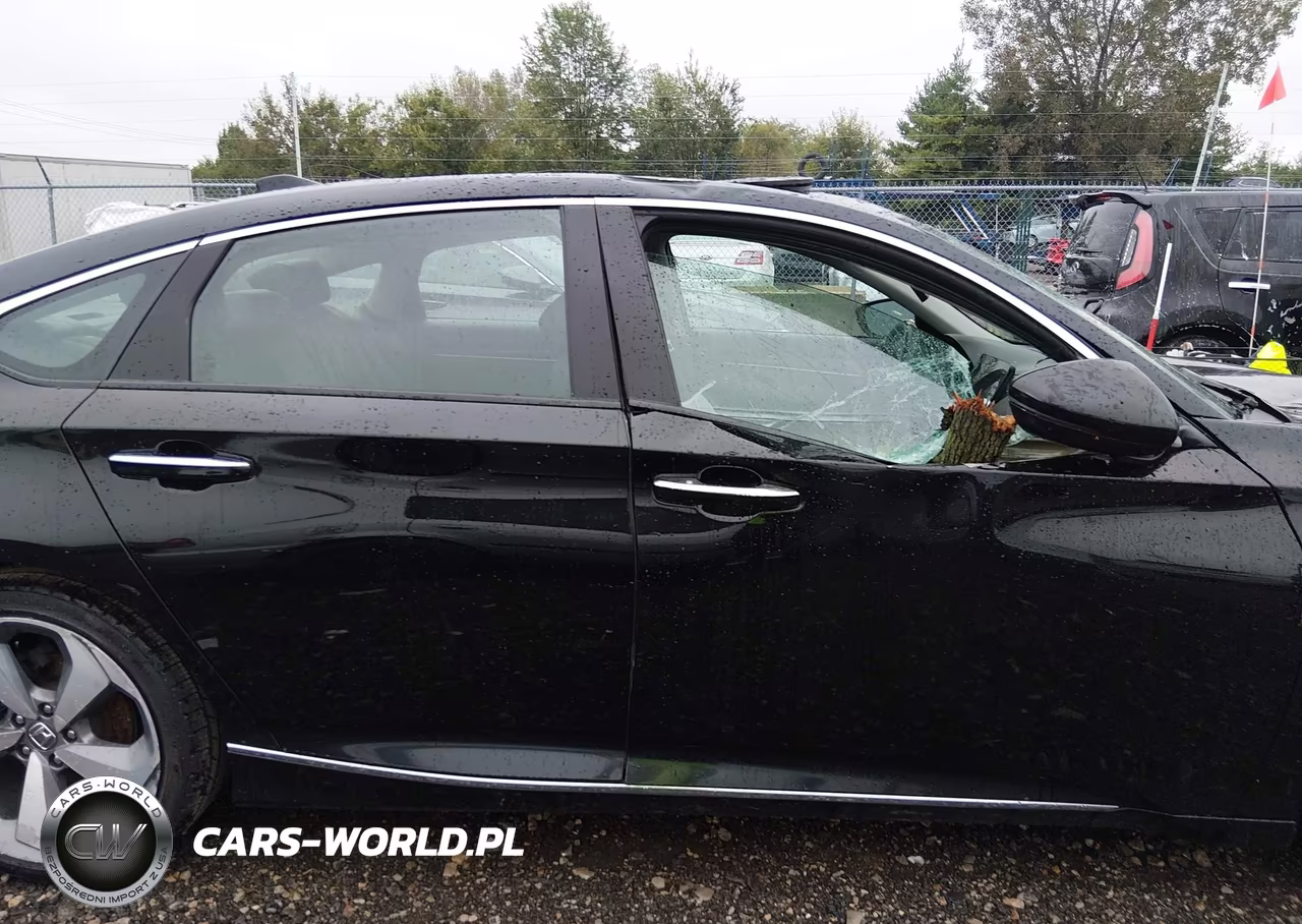 2018 Honda Accord Touring VIN:1HGCV1F92JA080313 - 13