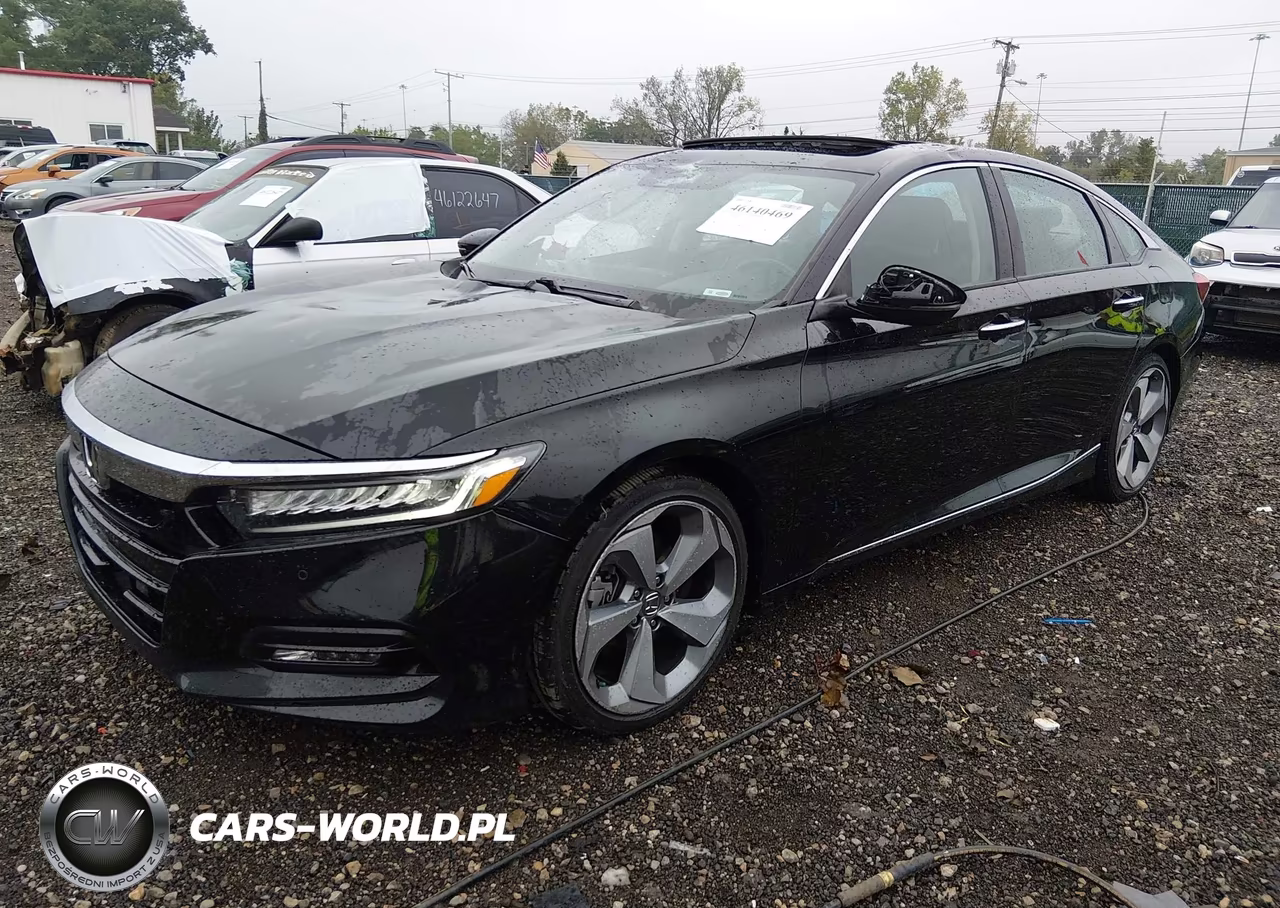 2018 Honda Accord Touring VIN:1HGCV1F92JA080313 - 2