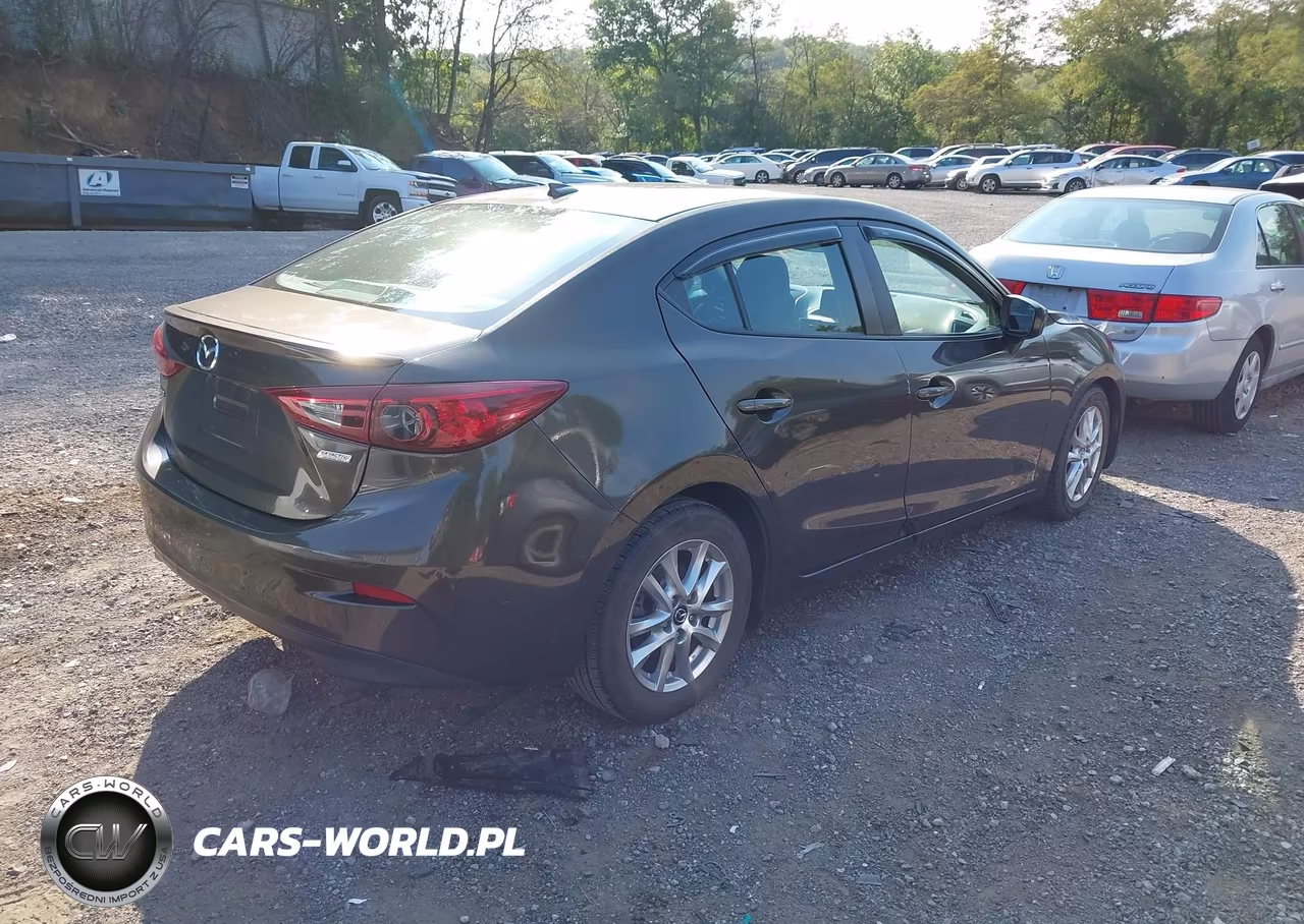 2015 Mazda Mazda3 I Grand Touring VIN:3MZBM1W77FM165795 - 4