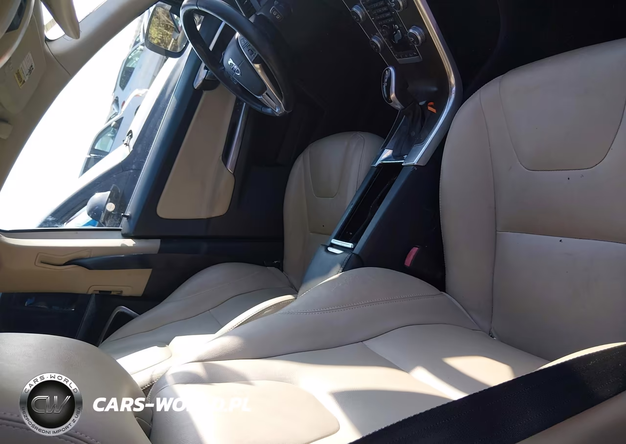 2016 Volvo Xc60 T6 Drive-E Platinum VIN:YV449MDM0G2845941 - 5