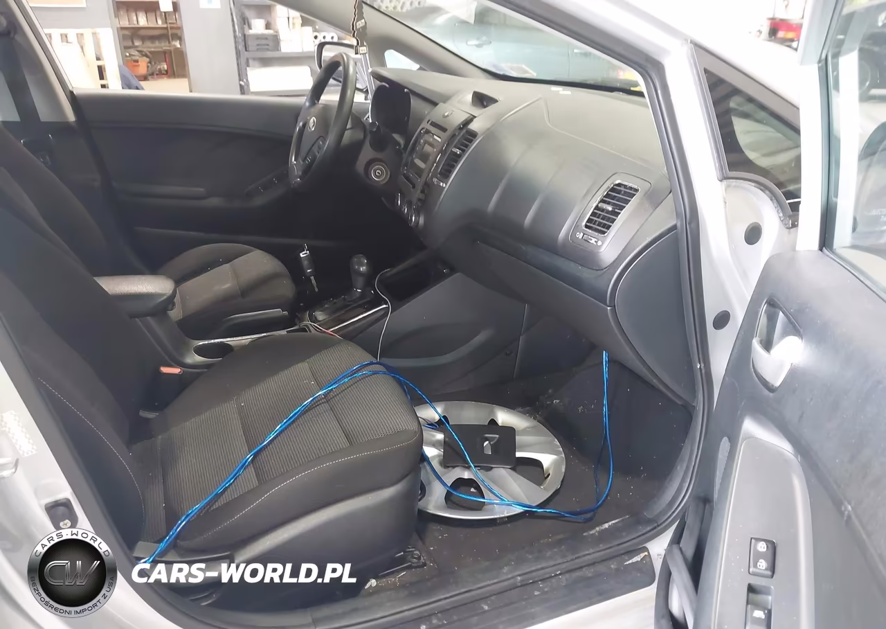 2017 Kia Forte Lx VIN:KNAFK5A89H5707440 - 5