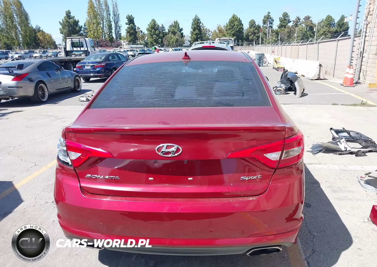 2016 Hyundai Sonata Sport VIN:5NPE34AF7GH330805 - 17