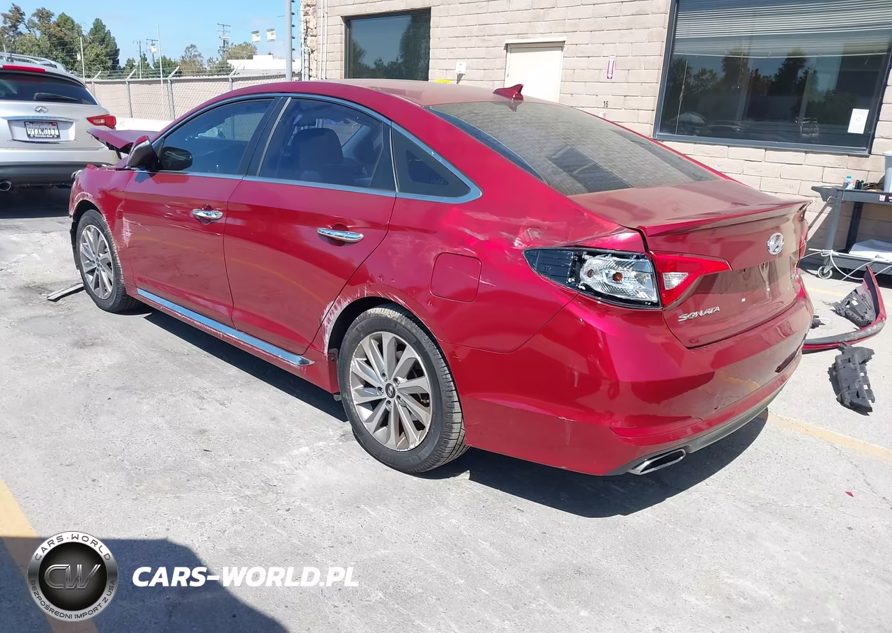 2016 Hyundai Sonata Sport VIN:5NPE34AF7GH330805 - 3