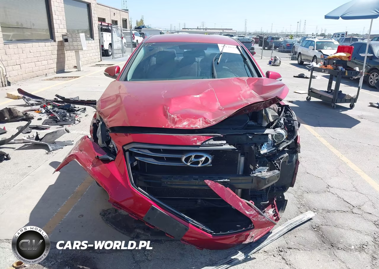 2016 Hyundai Sonata Sport VIN:5NPE34AF7GH330805 - 6