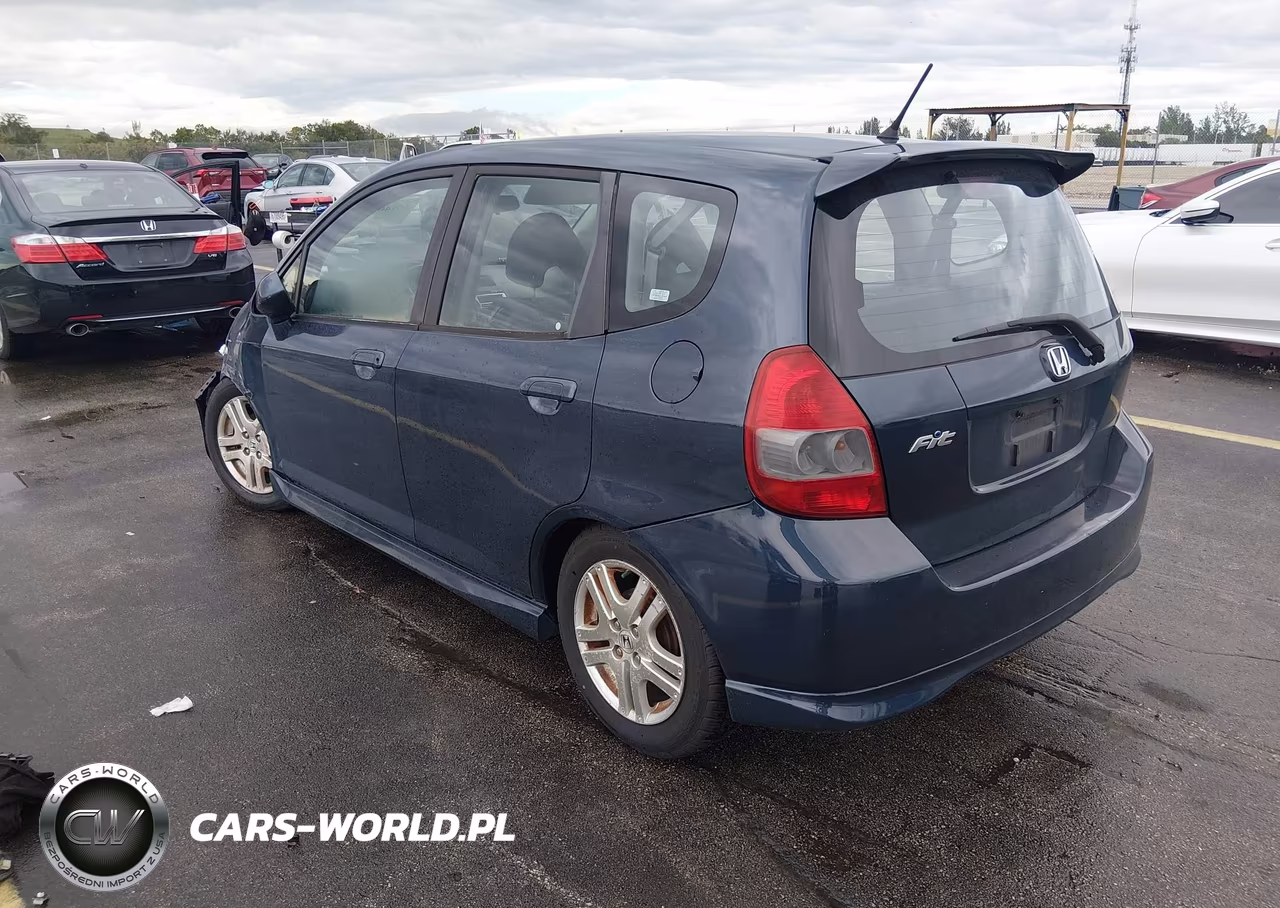 2008 Honda Fit Sport VIN:JHMGD38698S027368 - 3