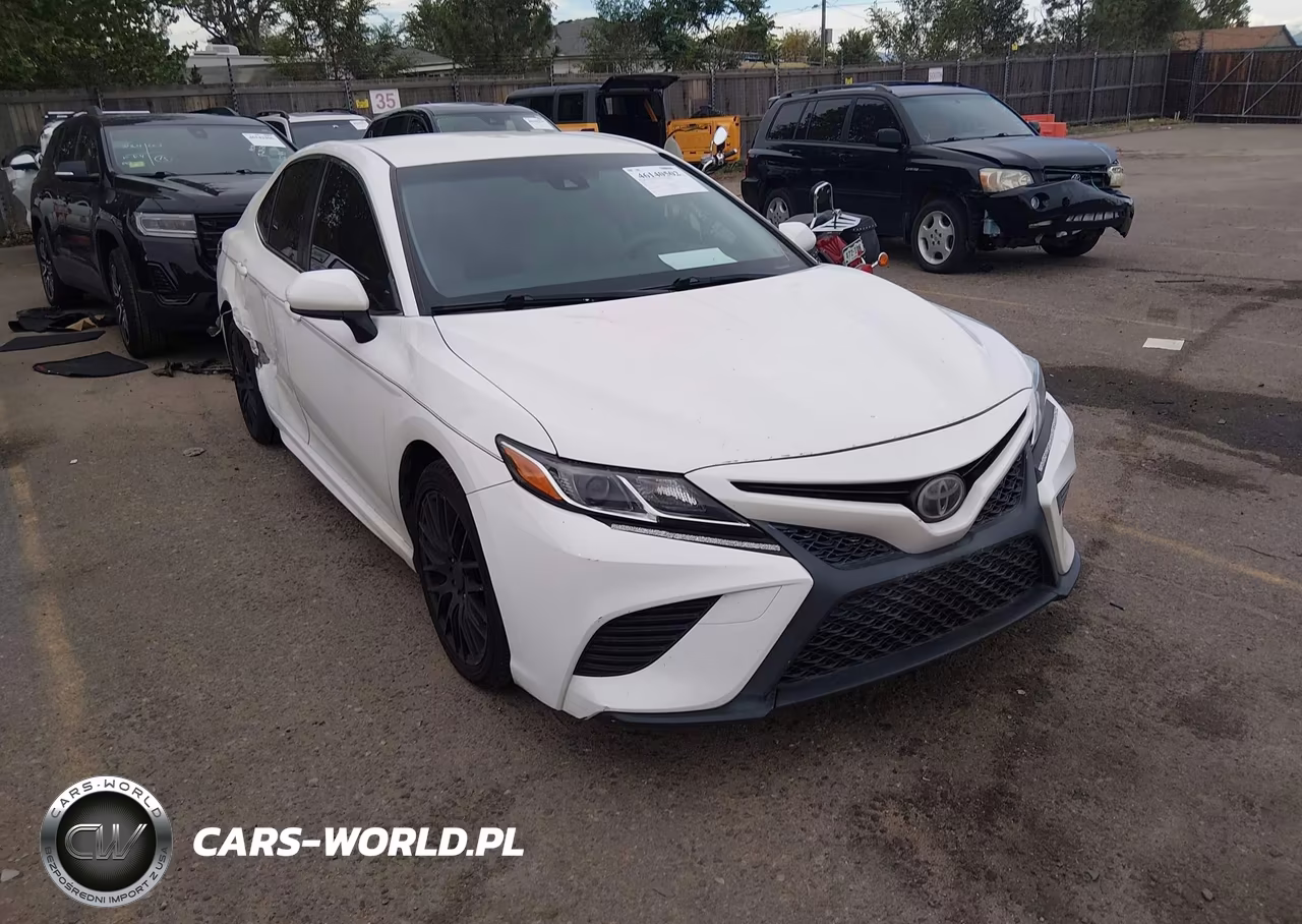 2018 Toyota Camry Se VIN:JTNB11HKXJ3031785 - 1