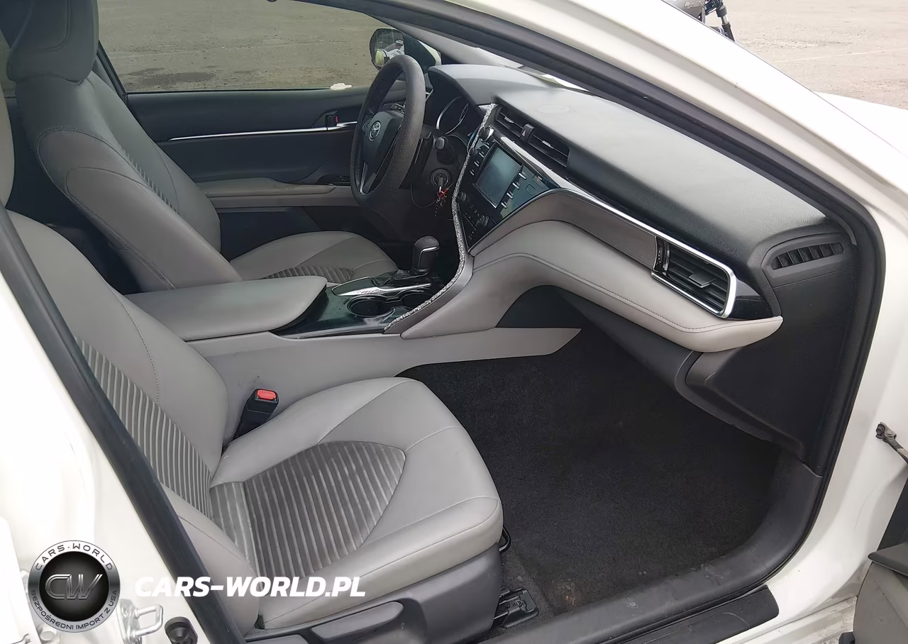 2018 Toyota Camry Se VIN:JTNB11HKXJ3031785 - 5
