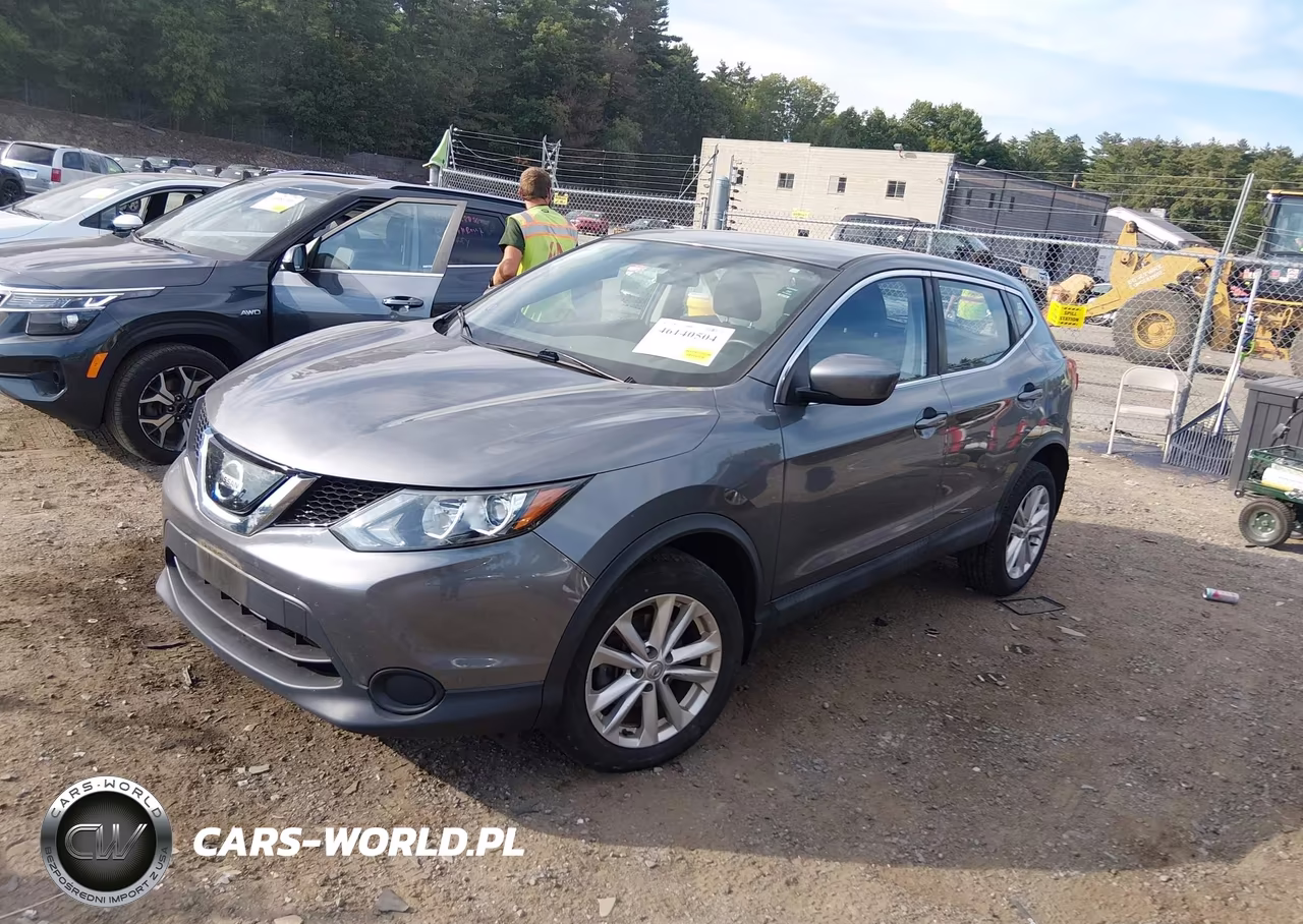 2018 Nissan Rogue Sport S VIN:JN1BJ1CR2JW267079 - 2