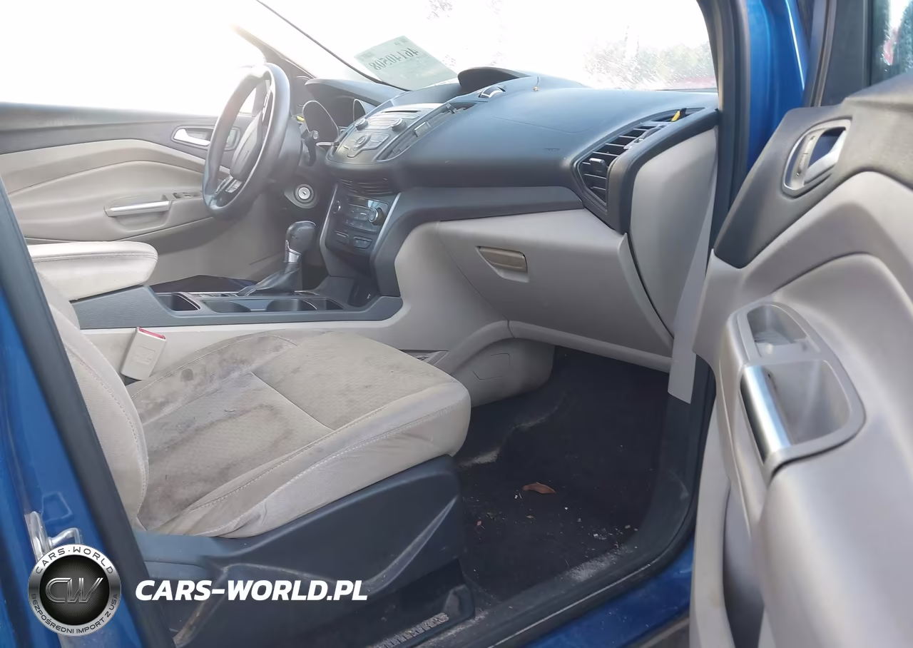 2017 Ford Escape Se VIN:1FMCU0GD1HUC92560 - 5