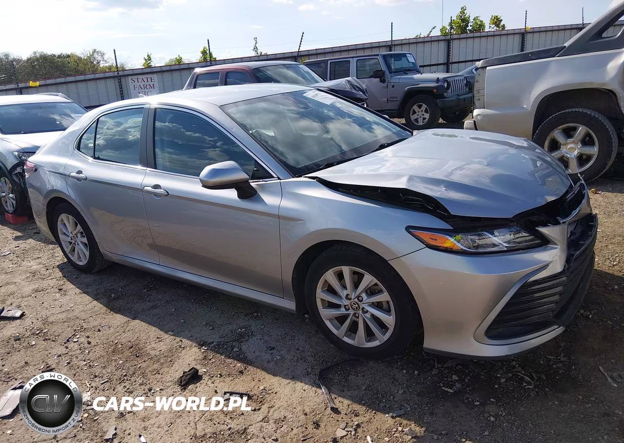 2021 Toyota Camry Le