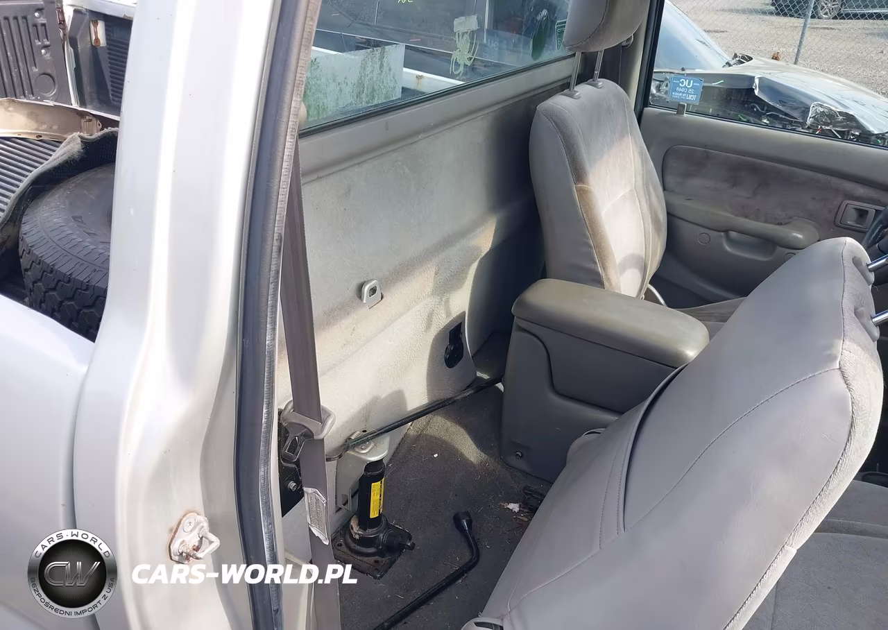 2004 Toyota Tacoma VIN:5TEPM62N14Z447392 - 8