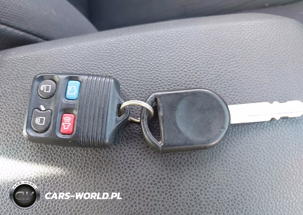 2011 Ford Focus Se VIN:1FAHP3FN9BW200951 - 11