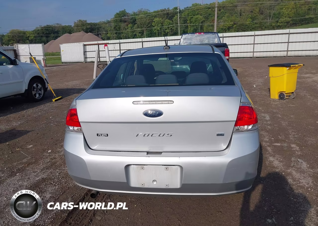 2011 Ford Focus Se VIN:1FAHP3FN9BW200951 - 12
