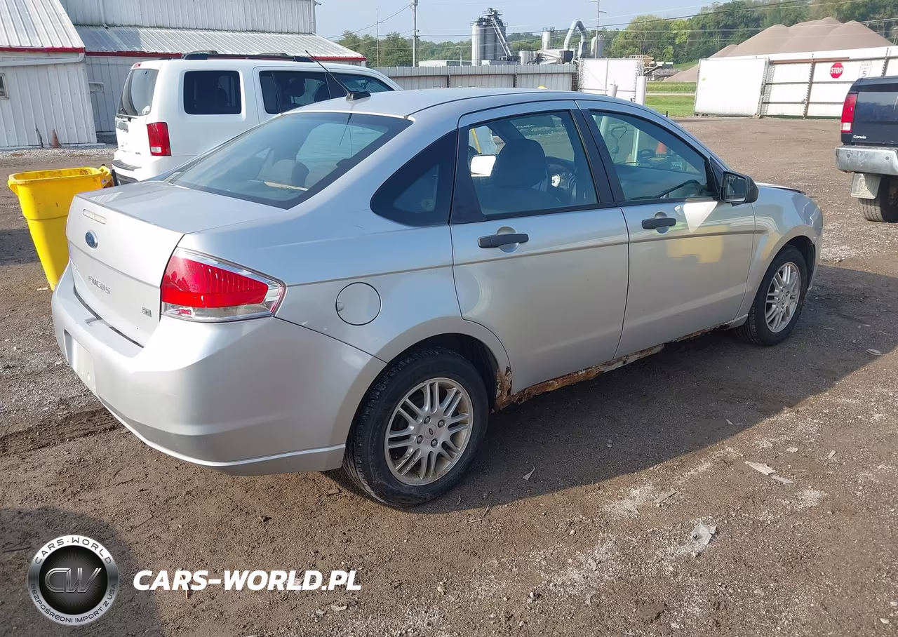 2011 Ford Focus Se VIN:1FAHP3FN9BW200951 - 4