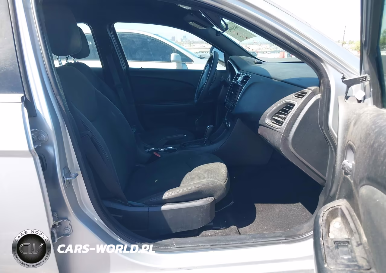 2011 Chrysler 200 Lx VIN:1C3BC4FG7BN531993 - 5