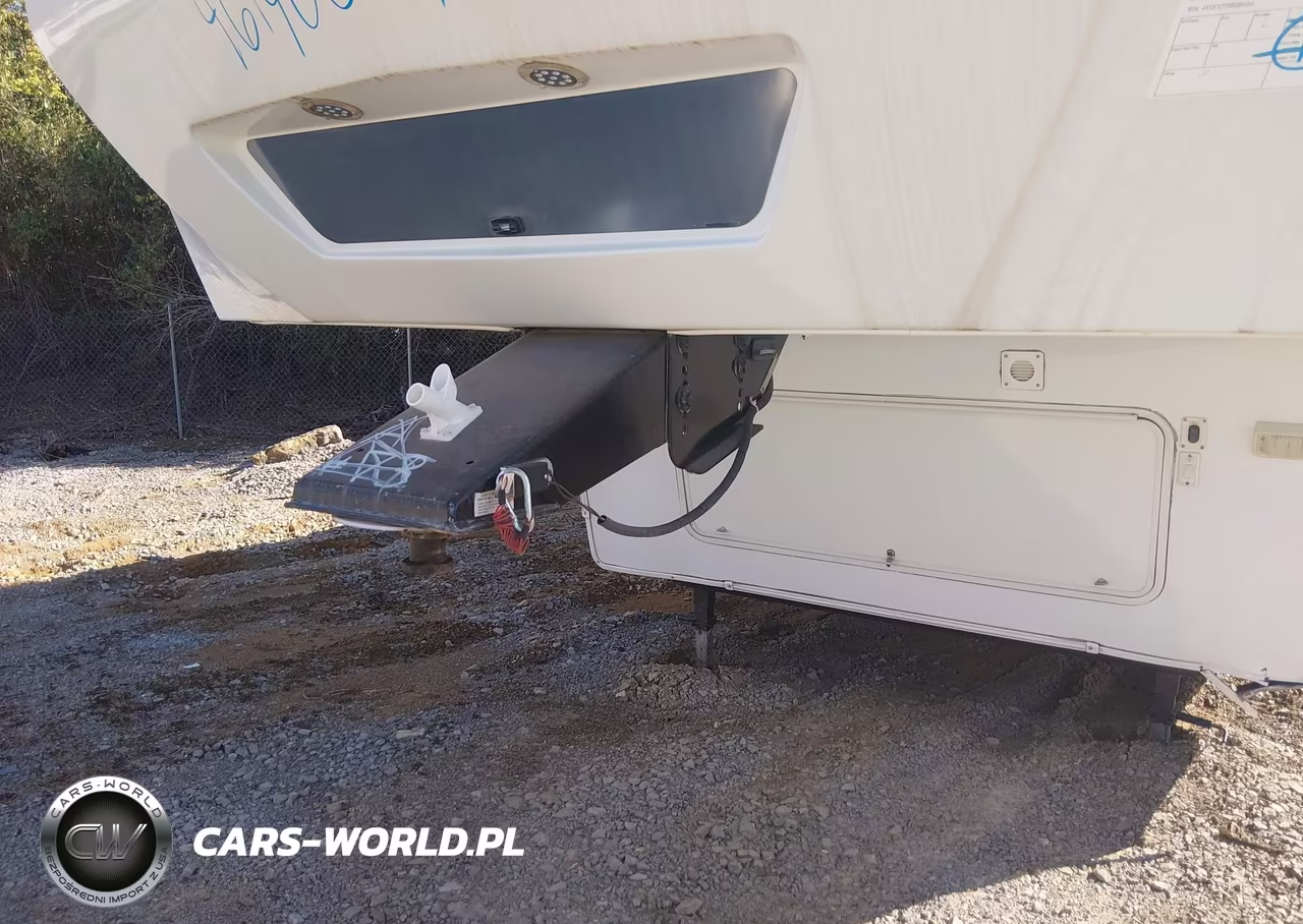 2011 Keystone 5Th Wheel Travel Trailer VIN:4YDF32720B2504265 - 10