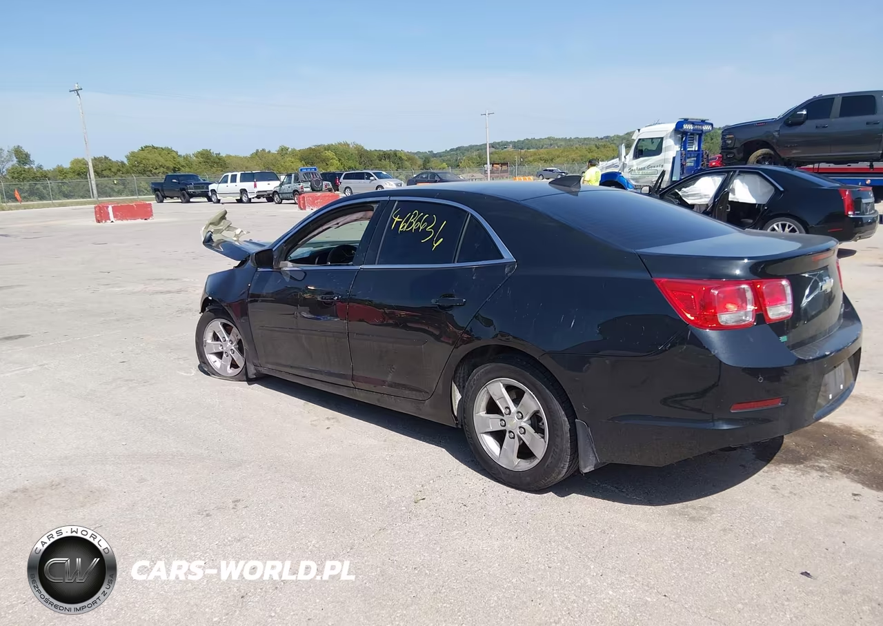 2015 Chevrolet Malibu Ls VIN:1G11B5SL6FF140264 - 3